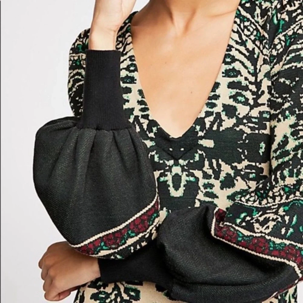 Free People Music and Lyrics Balloon Sleeve Printed Knit Sweater Dress! - Picture 2 of 6